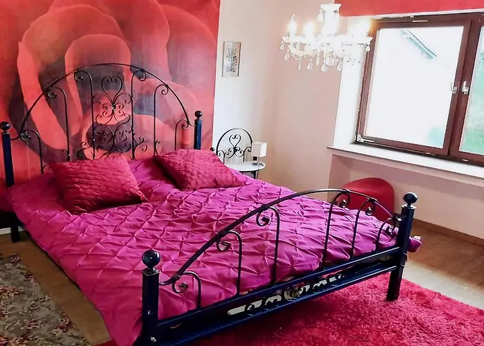 Eifel Garden For Groups *